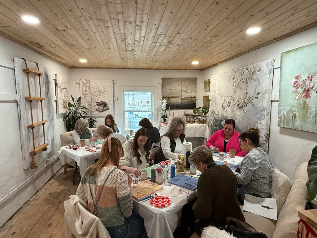 Gallery Paint n’ sip Party