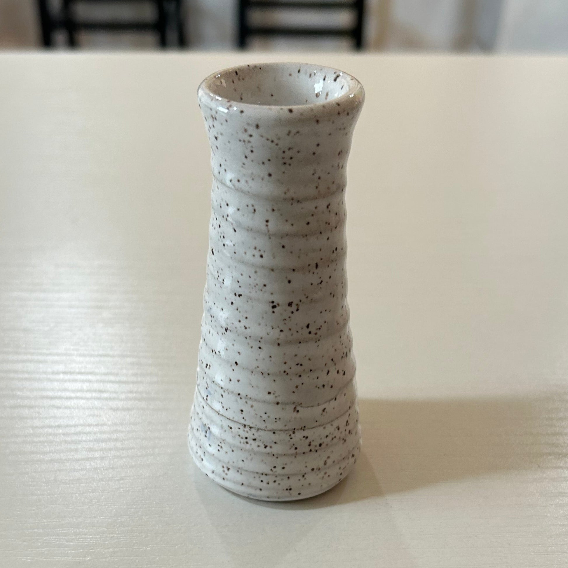 Bud vase